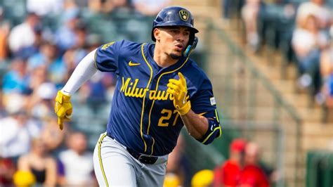 Brewers vs. Reds odds, line, score prediction, start time: 2024 MLB pick.